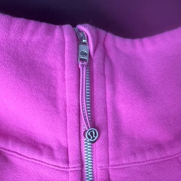 Lululemon Hot Pink Cropped Skuba - Picture 3 of 3